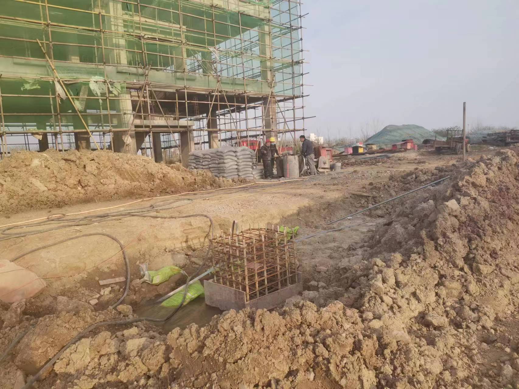 沙湖镇当桥梁出现裂缝的时候应该及时加固修补